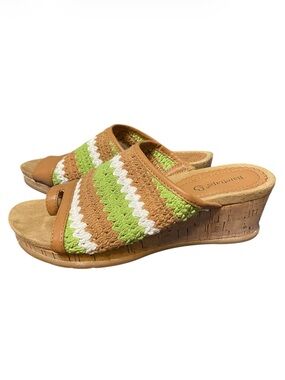 Women's BareTraps Crochet Cork Wedges  Sandals Size 7.5